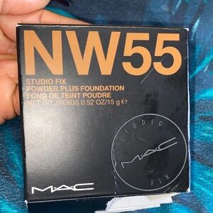 MAC Studio Fix Powder Plus Foundation NW55